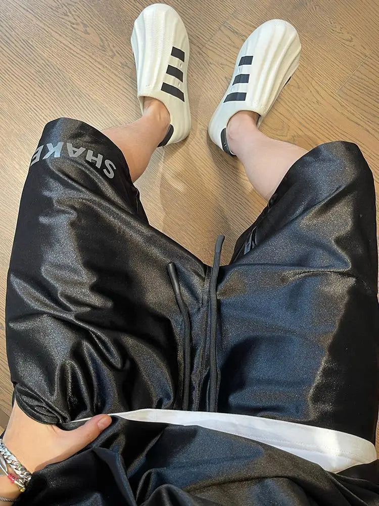 Glossy Pockets Men's Shorts